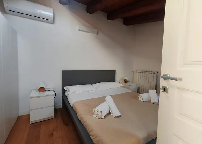 Palazzo Del Buonpastore By Casa Azzurra s